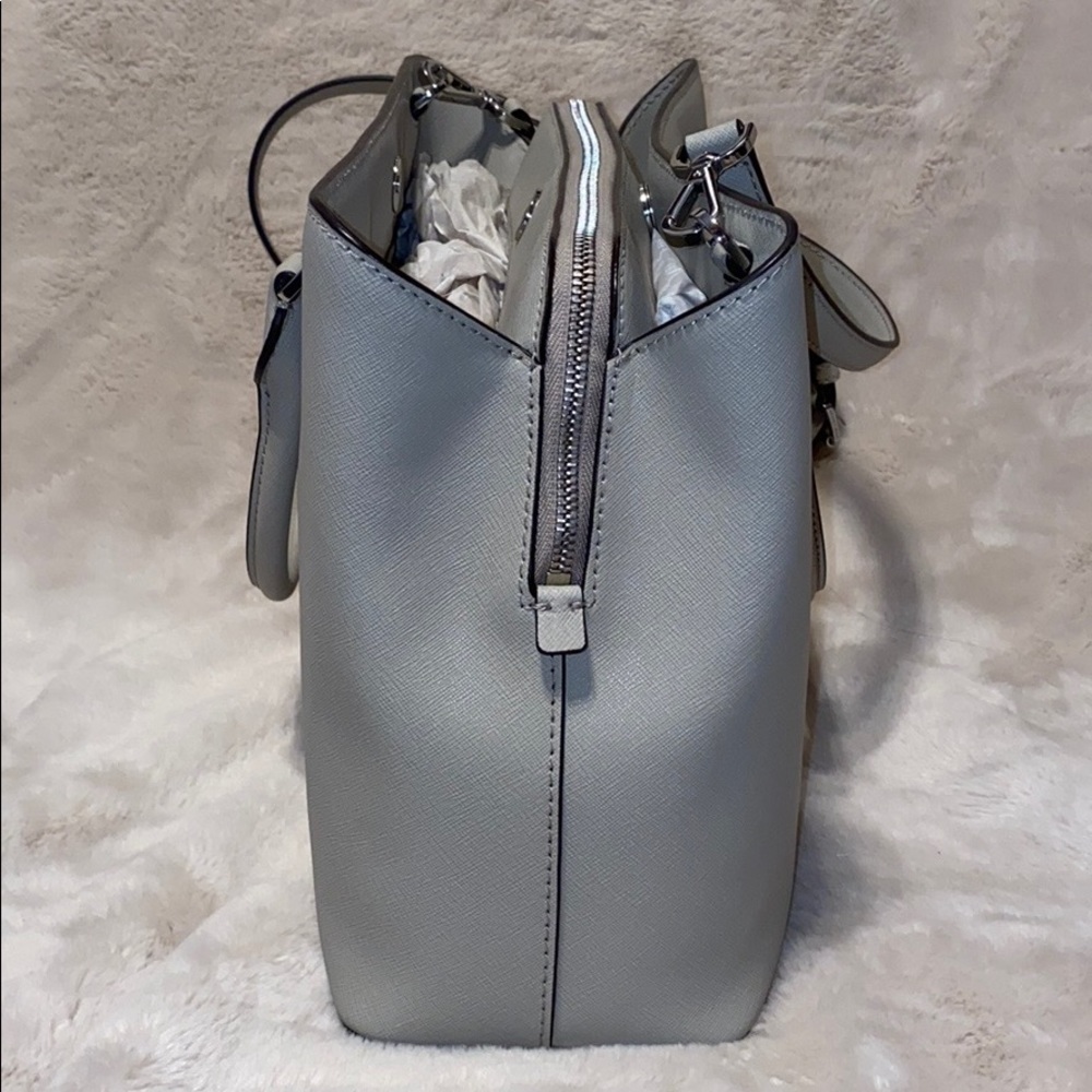 Gray Michael Kors bag - Picture 2 of 7